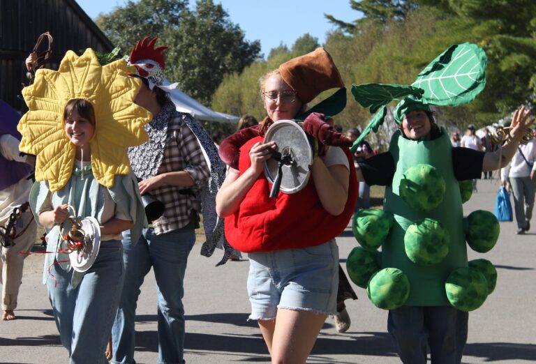 Garden Parade 2